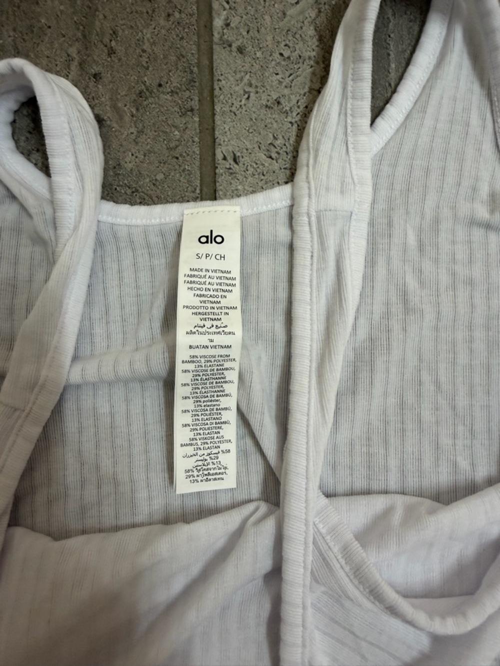 NWT Alo Ribbed Sea Coast Tank - Picture 3 of 4